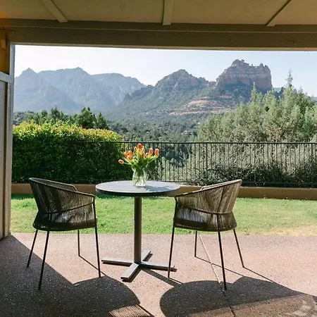 The Cliffs Hotel